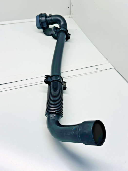 DAF XF106 Washer Filler Neck Pipe 2033401 2033399 PP+EPDM Euro 6 Used view 3