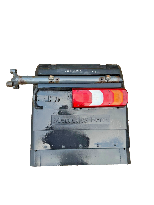 Mercedes-Benz Actros MP4 Rear Mudguard & Lamp A9605201020 A9605200920 RH Used Mud Flaps Mud Flaps