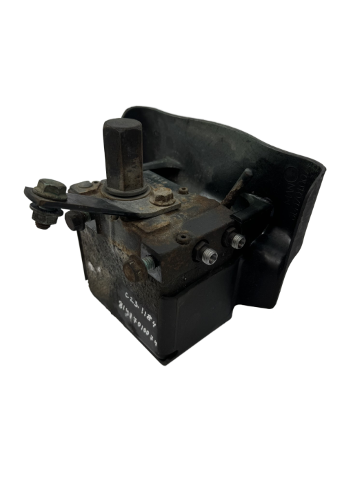 MAN TGX/TGS Cab Tilt Pump Cover 81417010074 81.41701-0074 1038036 Used