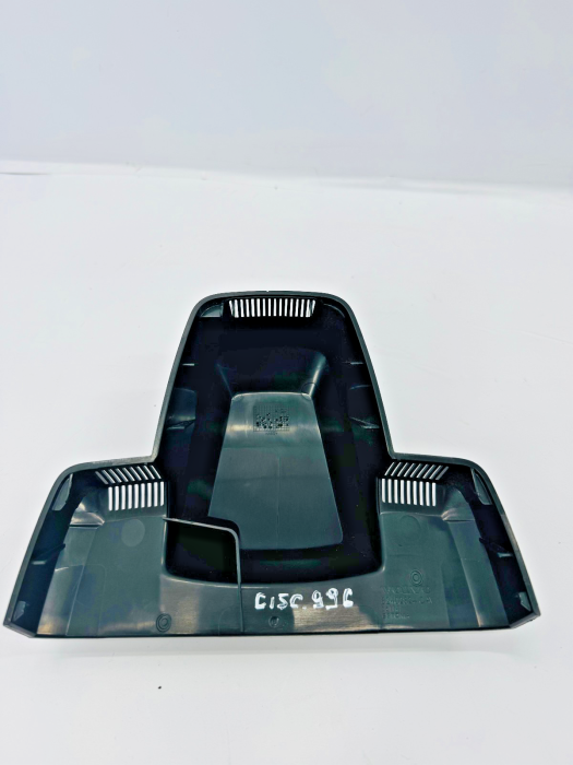 Volvo FH4/FM4 Collision Warning Camera Cover 82402824 84224123 21723757 Euro 6 view 4
