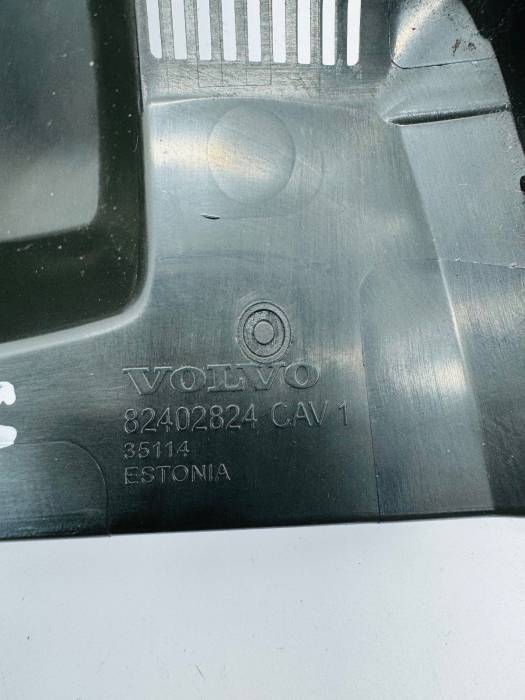 Volvo FH4/FM4 Collision Warning Camera Cover 82402824 84224123 21723757 Euro 6 view 5