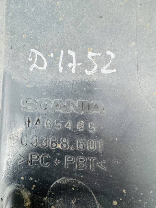 Scania P/G/R/T Front LH Rear RH Mudguard 1485485 1408465 1335391 OEM Used view 3