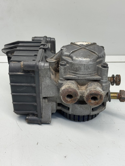 DAF XF Wabco EBS Axle Modulator Gen4 4801066060  1867006 4057875229483 Used