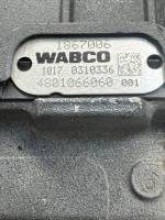 DAF XF Wabco EBS Axle Modulator Gen4 4801066060  1867006 4057875229483 Used view 6