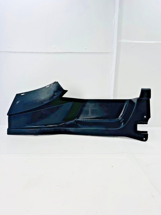 Volvo FH4 Left Upper Footstep Cover Panel 82819482 82142329 CVN4FH205 Euro 6 view 4