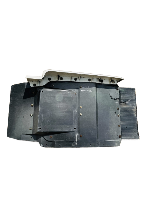 MAN TGA/TGX/TGS Cab Mudguard 81612100462 81.61210-0462 81664100182 LH Used