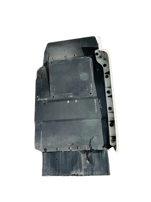 MAN TGA/TGX/TGS Cab Mudguard 81612100462 81.61210-0462 81664100182 LH Used view 2
