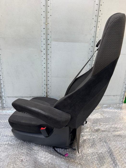DAF XF/CF Euro 6 Driver Seat Grammer MSG115/933 1978968 1978966 RHD Used
