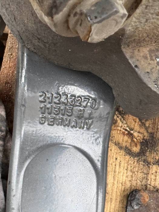 Mercedes Actros/Axor Steering Gear Box A9304601800 ZFLS 21243270 RH Euro 5 Used view 4