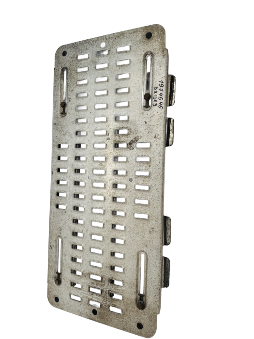 DAF CF/XF Catwalk Step Plate 1974646 Rear Centre Euro 6 Used view 3