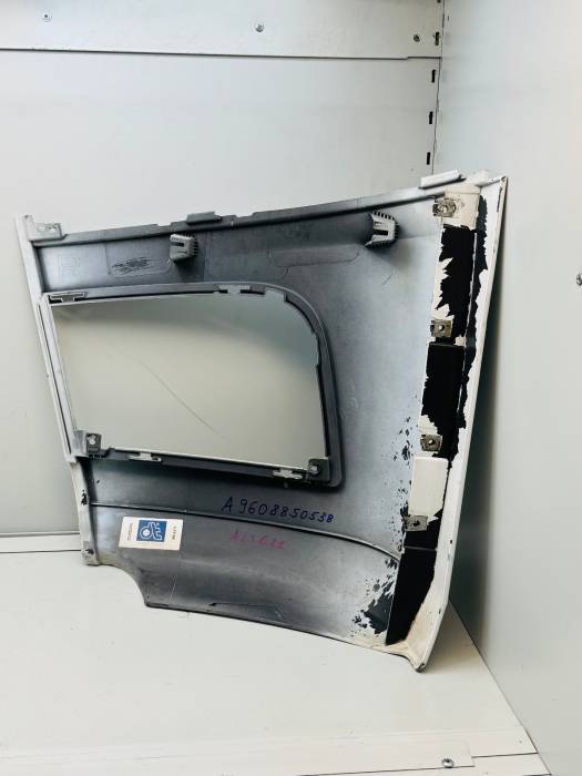 Mercedes Actros MP4 RH Front Bumper Corner A9608850538 White Used view 4