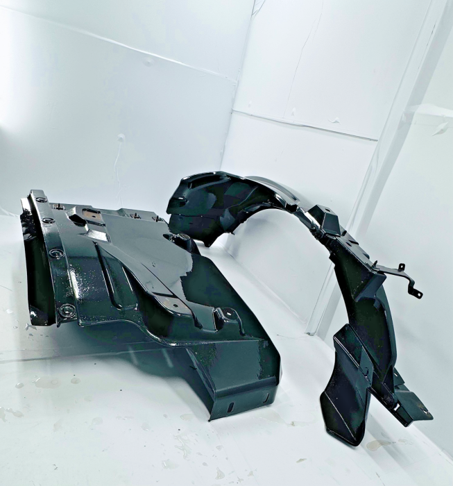 Mercedes Actros MP4 Front Right Inner Wing Splash Guard A9608810104 A9608814603 view 3