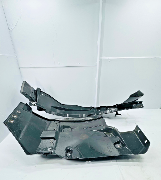 Mercedes Actros MP4 Front Right Inner Wing Splash Guard A9608810104 A9608814603 view 5