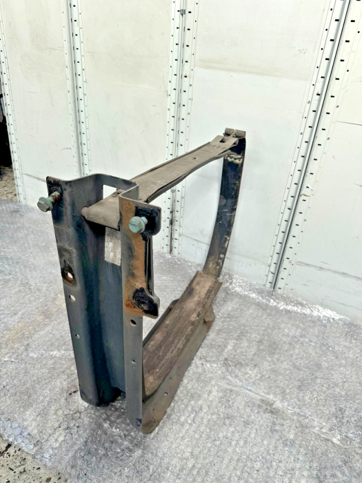 MAN TGS/TGX Fuel Tank Bracket & Strap 81418010307 81.41801-0307 81974606085 Used view 5