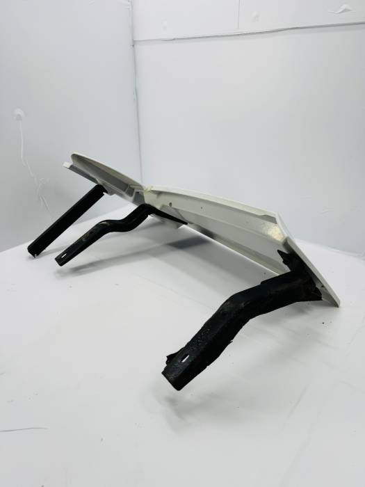 Mercedes Actros MP4 Left Upper Cab Side Spoiler A9607902165 A9607905765 Used view 5