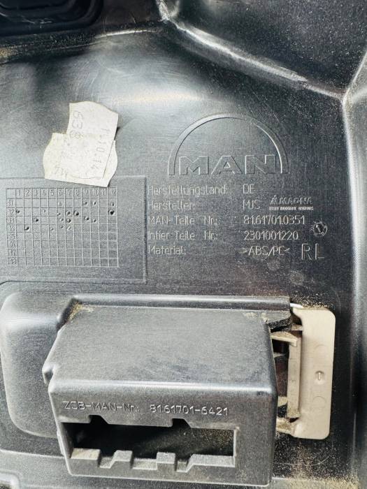MAN TGA/TGX Headlight Switch Panel 81255056876 81617016421 RH Euro 5/6 view 4