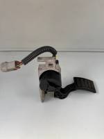 Volvo Truck Electronic Accelerator Pedal Sensor 82628011 OEM 84557621 view 2