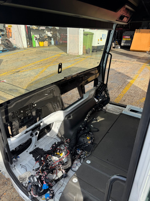 MAN TGX/TGS Cab Shell 81600007921 81.60000-7921 F99 High Roof Euro 6 Used