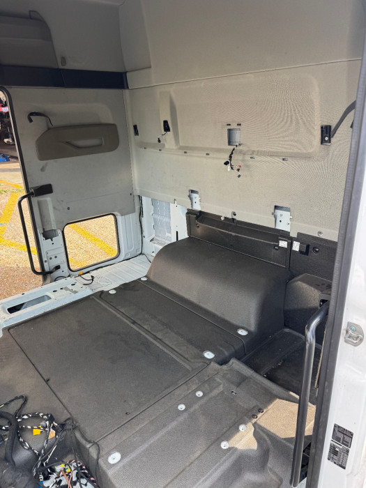 MAN TGX/TGS Cab Shell 81600007921 81.60000-7921 F99 High Roof Euro 6 Used