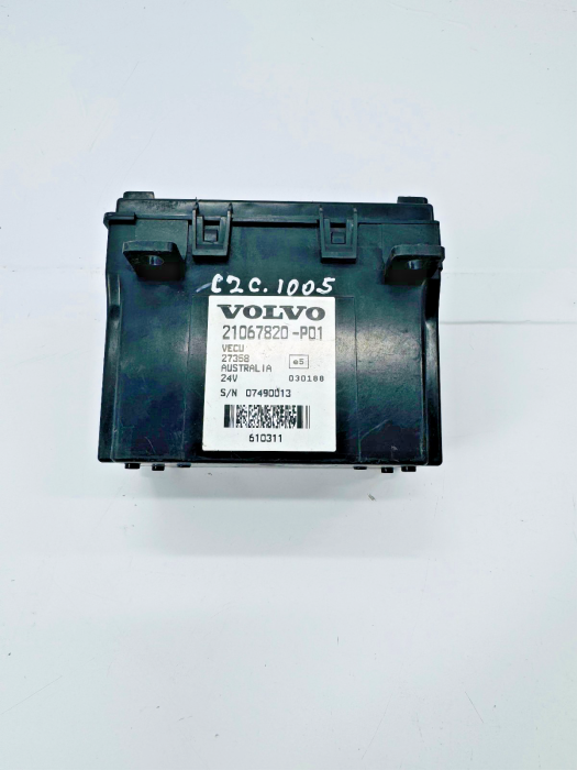 Volvo FH/FM VECU Control Unit 21067820 20453544 20538393 20554486 24V Euro 5 view 3