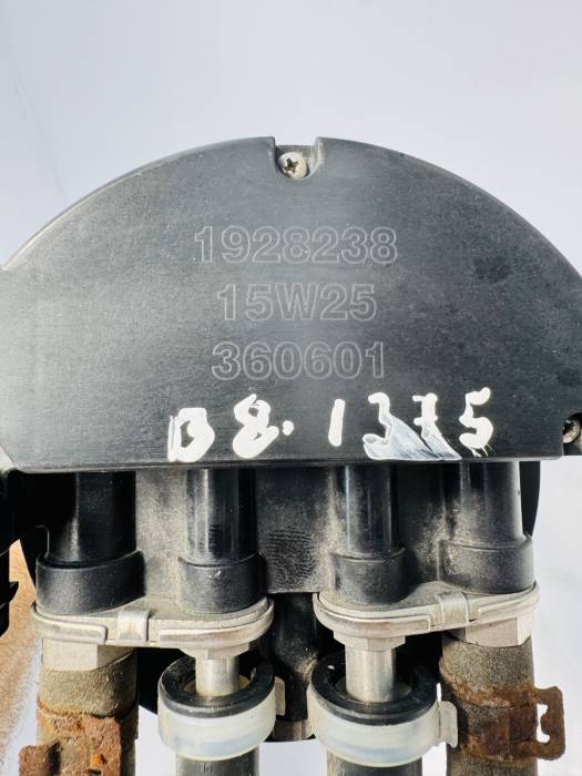 DAF XF106 AdBlue Sender Unit 1928238 2112469 1981182 2022767 15W25 Euro 6 Used view 7