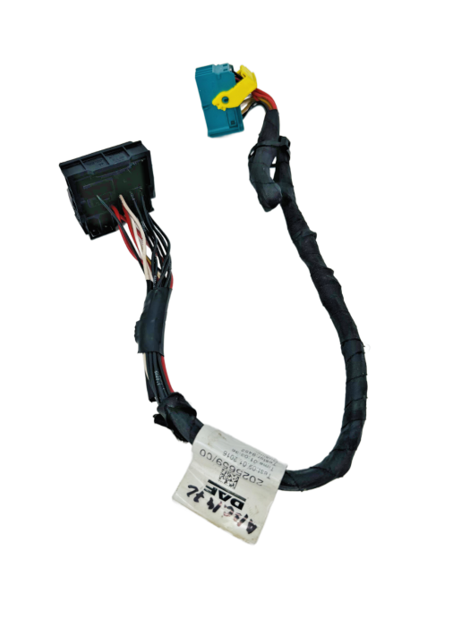 DAF XF106 Cab Radio Wiring Harness 2025659/00 LEONI Adapter Cable OEM Used view 3