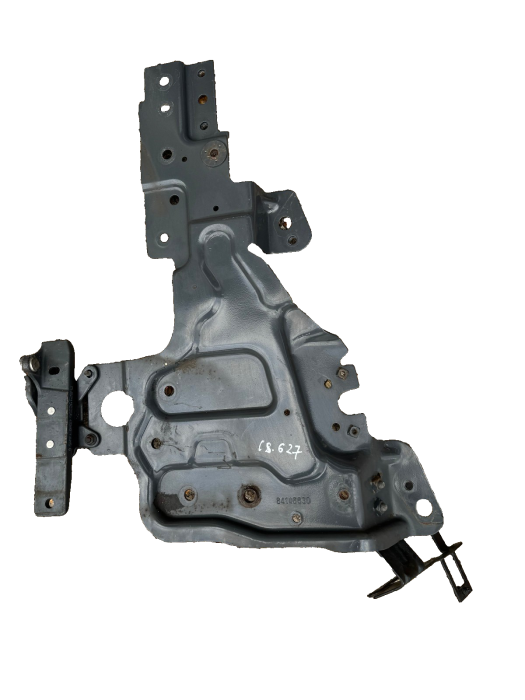 Volvo FH4/FM4 Headlamp Mounting Bracket RH 84146830 82869624 82872995 Used view 2