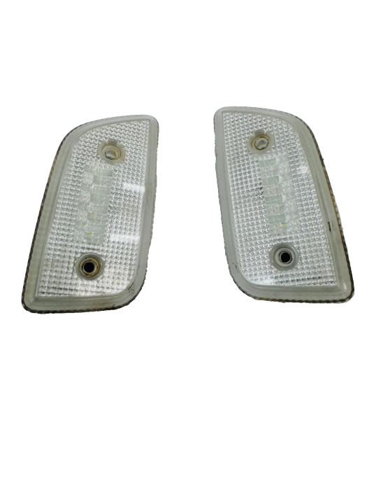 Mercedes Actros MP4 Roof Clearance Marker Lamp A9608200056 LH/RH Euro 6 Exterior Accent Lights Exterior Accent Lights