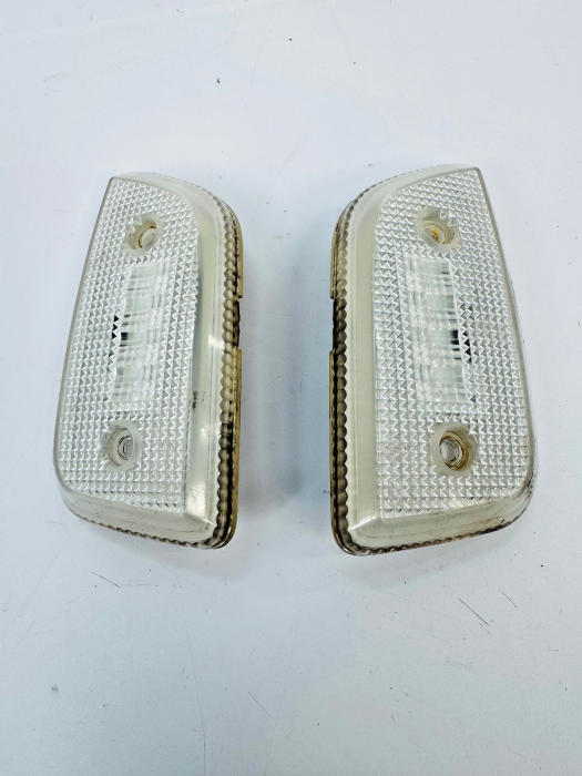 Mercedes Actros MP4 Roof Clearance Marker Lamp A9608200056 LH/RH Euro 6 view 5