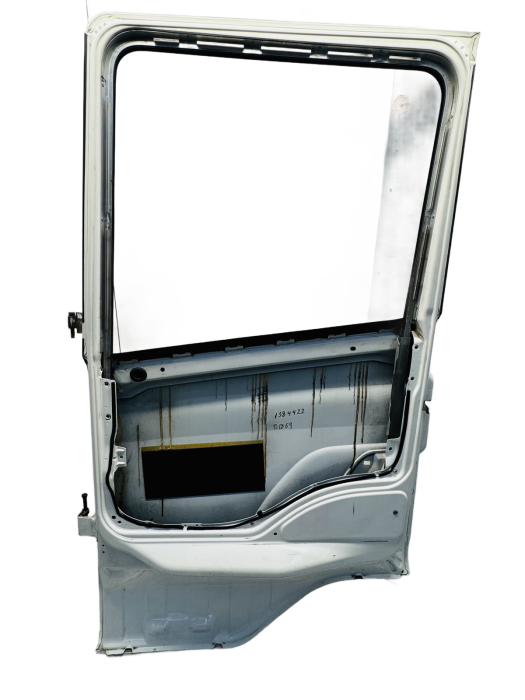Scania 4-Series 124/144 Right Cab Door Shell 1384422 1547076 White Used OEM view 4