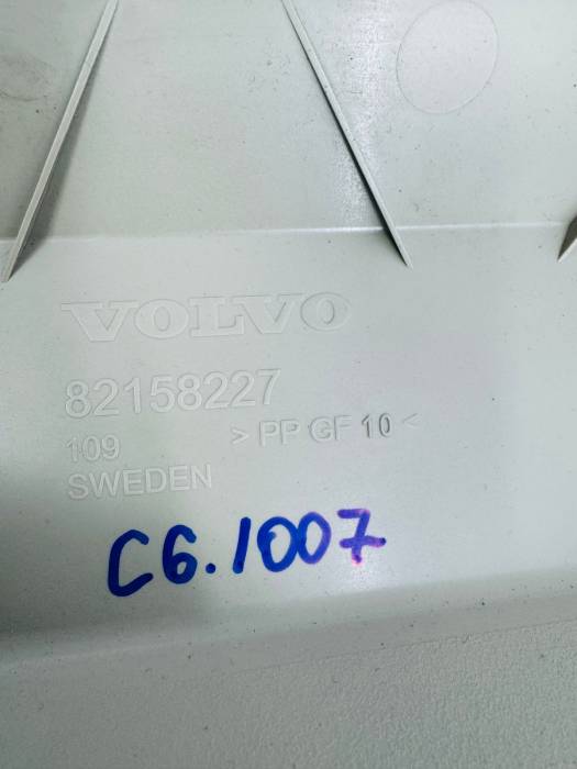 Volvo FH4/FH FM FMX Under Bed Storage Compartment 82158227 82157931 Euro 6 view 6