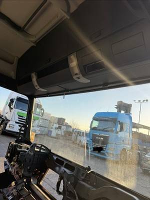 MAN TGX Euro 6 F99 High Roof Cab Shell 81600007921 81600007920 White Used view 5