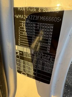 MAN TGX Euro 6 F99 High Roof Cab Shell 81600007921 81600007920 White Used view 8