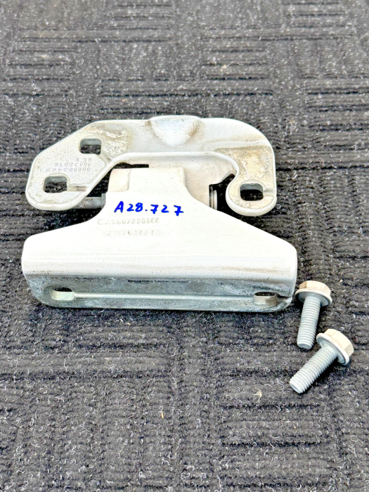 Mercedes Actros MP4 Lower Door Hinge Left A9607220144 0007201737 Euro 6 view 5