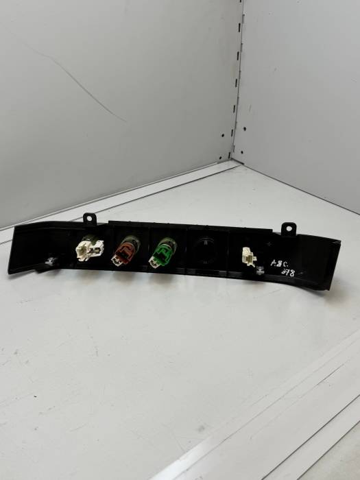 Volvo FH4 DashboardPower Outlet Panel 82328343 RHD Euro 6 Used view 6