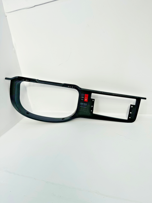 MAN TGX/TGS Dashboard Trim Frame 81.61701-6356 81617016356 Centre Console Euro 6 view 4