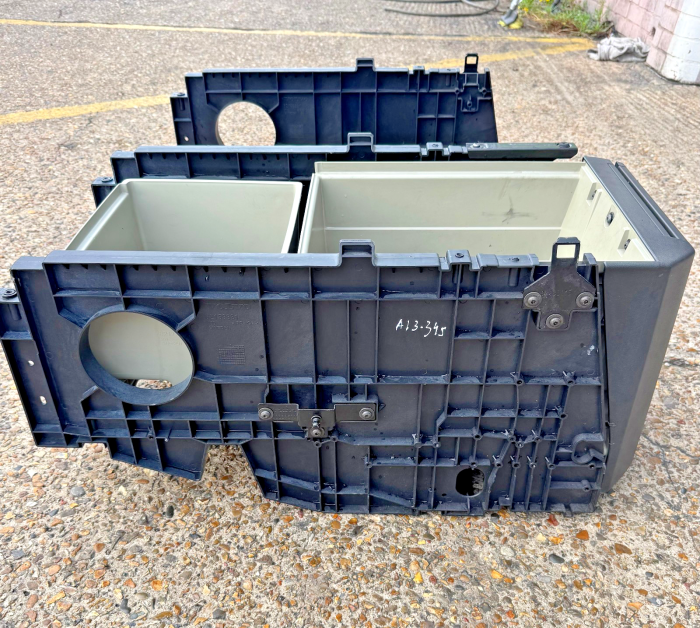 Volvo FH/FM Under-Bunk Storage Drawer 82153331 (2013–) Used view 3