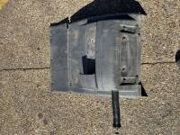 MAN TGA/TGS/TGX Rear Mudguard Fender 81664106625 254069609 Used view 4