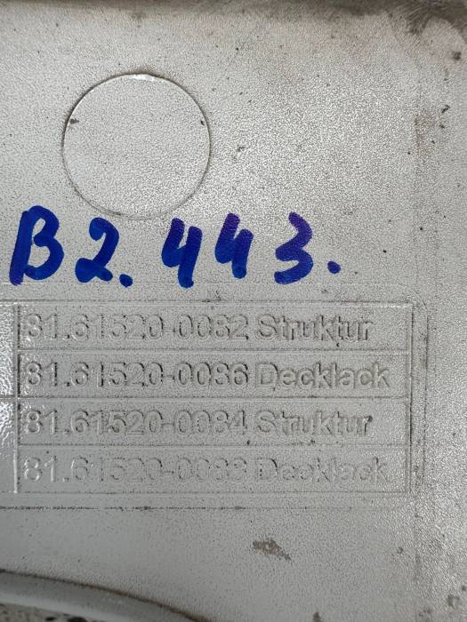 MAN TGX RH Front Step Panel 81615200082 81.61520-0082 81615200086 White Used view 7