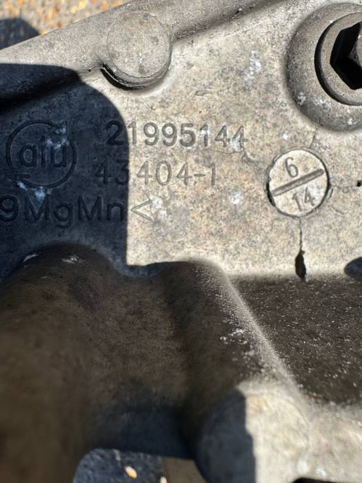 Volvo FH4/FM4 AdBlue Tank Bracket 21995144 22116321 23251739 Used view 4