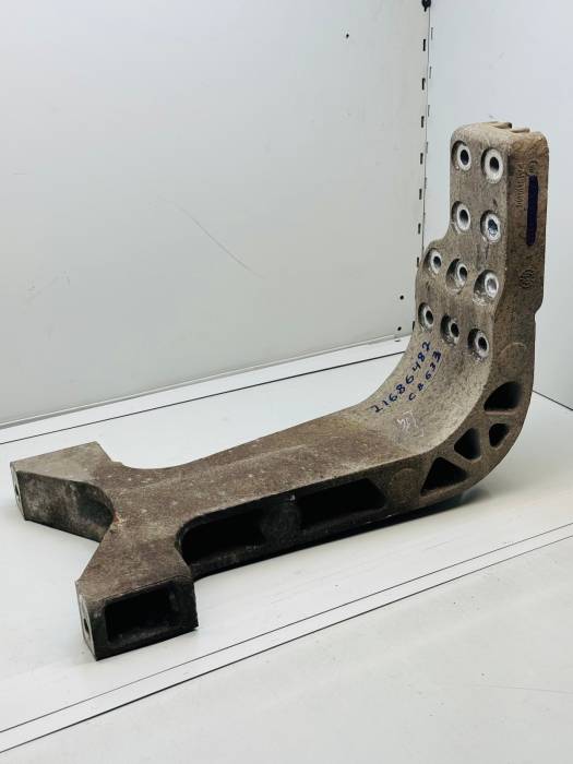 Volvo FH4/FM4/FMX4 AdBlue Tank Bracket 21686482 7421686482 Euro 6 Used view 5