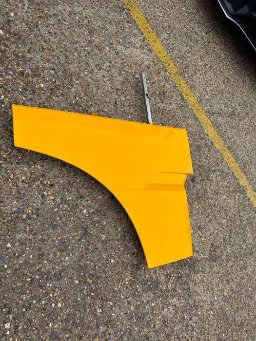 DAF XF106 Door Extension RH 2041670 1835171 Euro 6 Yellow Used 4051334803450 view 4