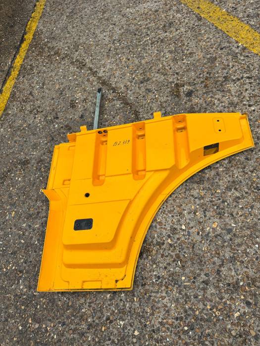 DAF XF106 Door Extension RH 2041670 1835171 Euro 6 Yellow Used 4051334803450 view 5