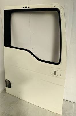 MAN TGX Cab Door Shell RH 81626004128 81626004132 81626004124 2015-2019 Used view 3
