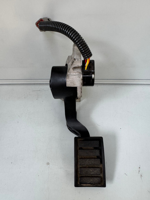 Volvo Truck Electronic Accelerator Pedal Sensor 82628011 OEM 84557621