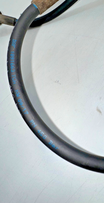 Daf XF/CF Euro 6 Cab Tilt Hydraulic Hose Pipe 1891663 1891661 450 Bar Used view 3