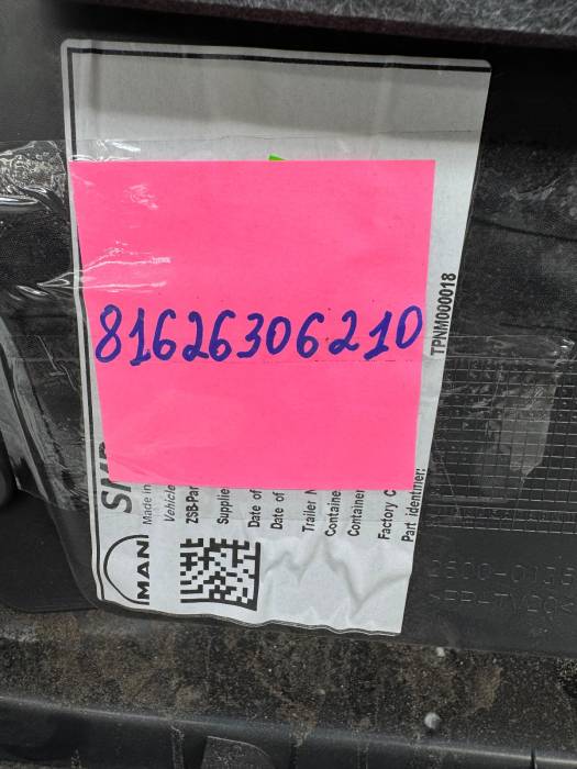 MAN TGX/TGS Front Left Door Trim Panel 81626306210 81.62630-6210 Beige/Black view 7