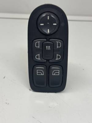 DAF XF106/CF Door Window & Mirror Switch 1895438 1811137 RHD Euro 6 Used