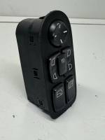 DAF XF106/CF Door Window & Mirror Switch 1895438 1811137 RHD Euro 6 Used view 2