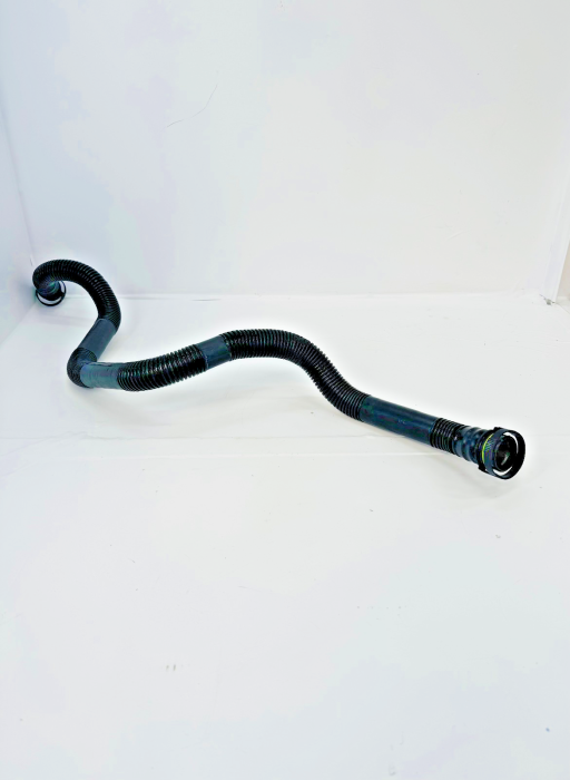 MAN TGX Oil Filler Pipe Hose 81018105094 81.01810-5094 81018105091 Engine Euro 6 view 5